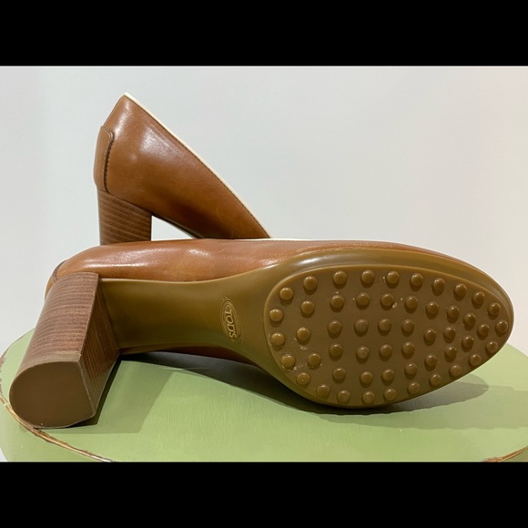 As new Tan leather Tod’s heels. 8.5cm heels. - Picture 2 of 5
